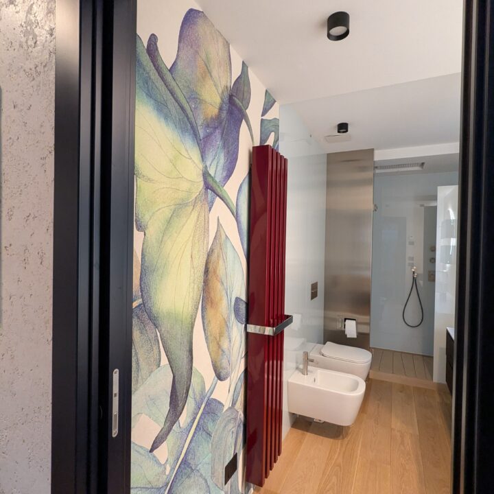 12-carta da parati-floreale-bagno